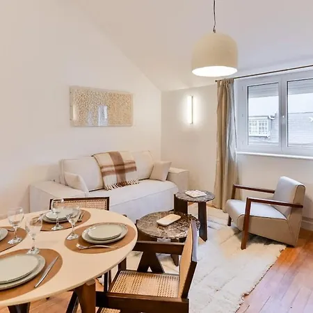 Coeur De - 4 Pers - 1 Min Place Morny Appartement