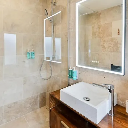 Appartement Coeur De - 4 Pers - 1 Min Place Morny *