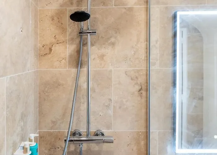 Coeur De - 4 Pers - 1 Min Place Morny Appartement *